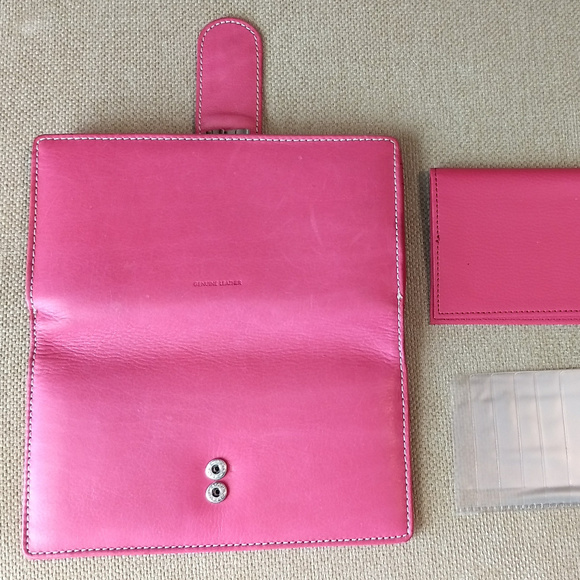 Wallet and checkbook. New never used. - Picture 3 of 8